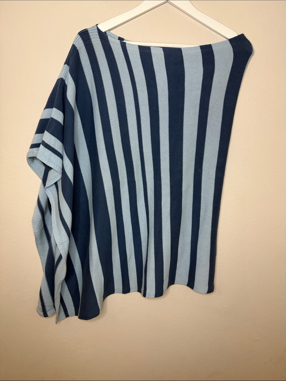 Laundry by Shelli Segal Light Blue Navy Striped Asymmetric Knit Poncho Wrap OS